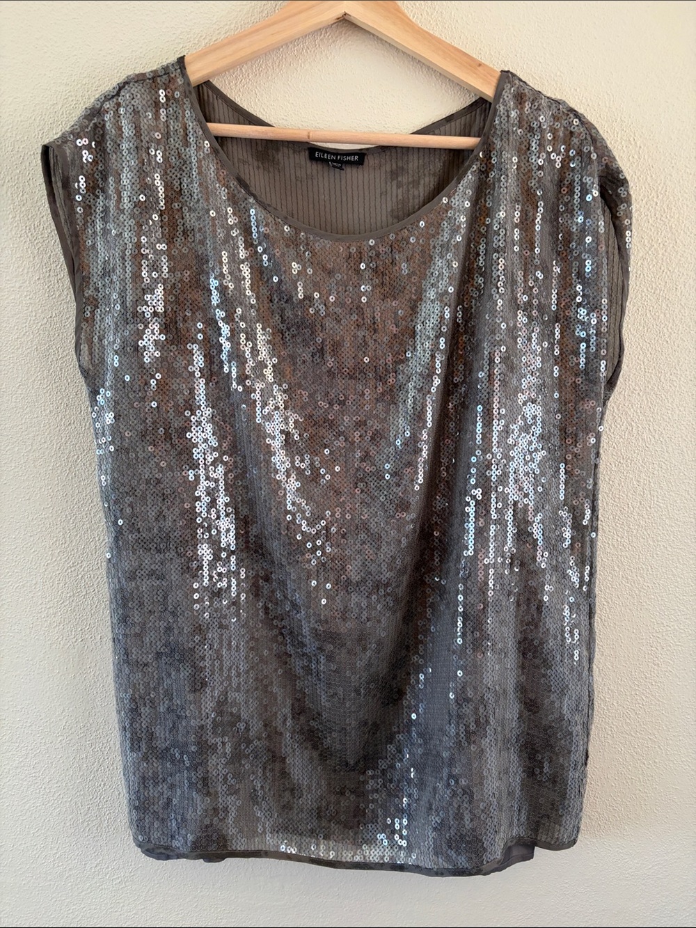 Eileen Fisher grey sequin women’s top with attached tank | size medium